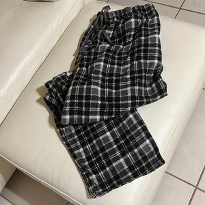 Isotoner Men pajama pants